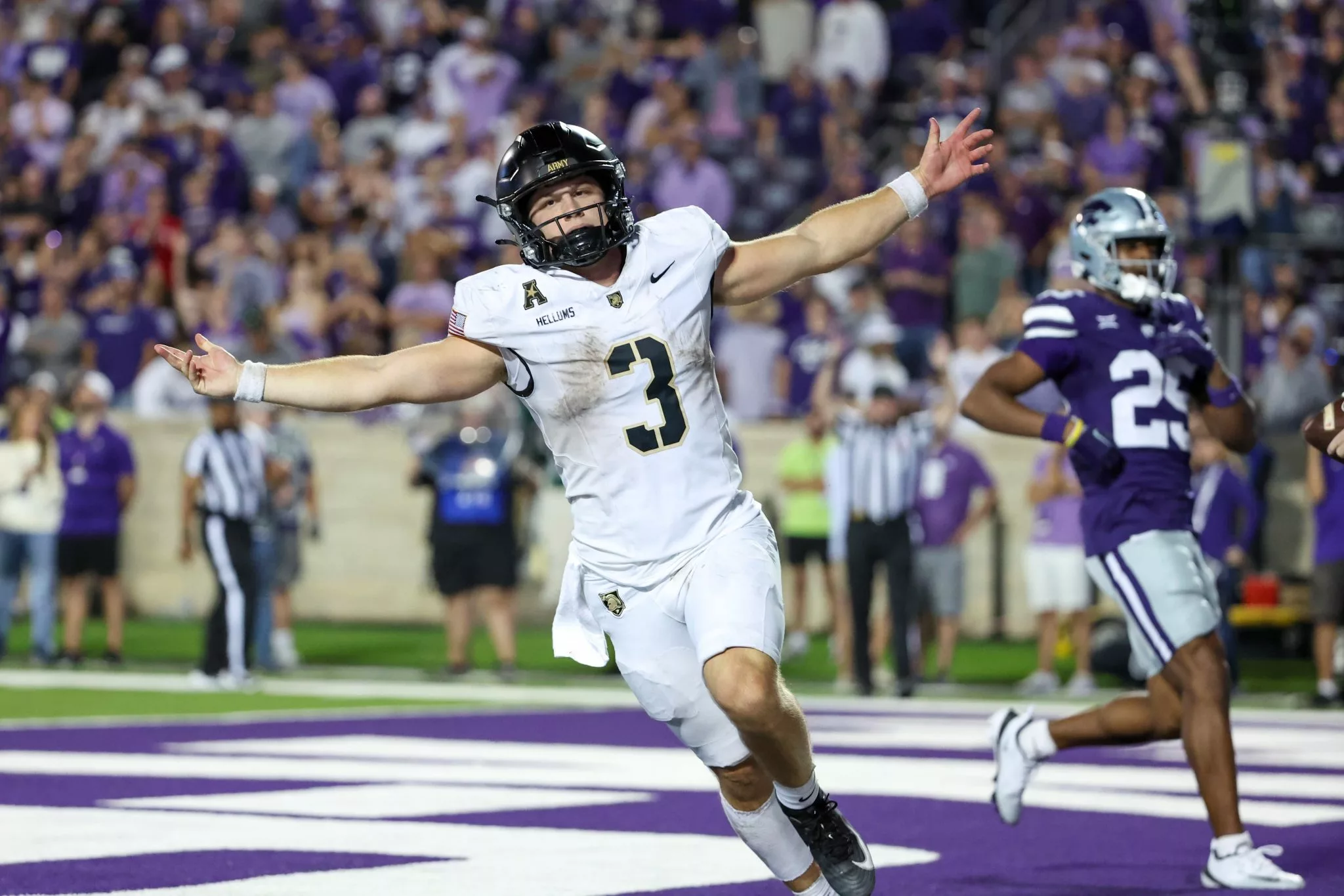 Cale Hellums looks to lead Army Over North Texas