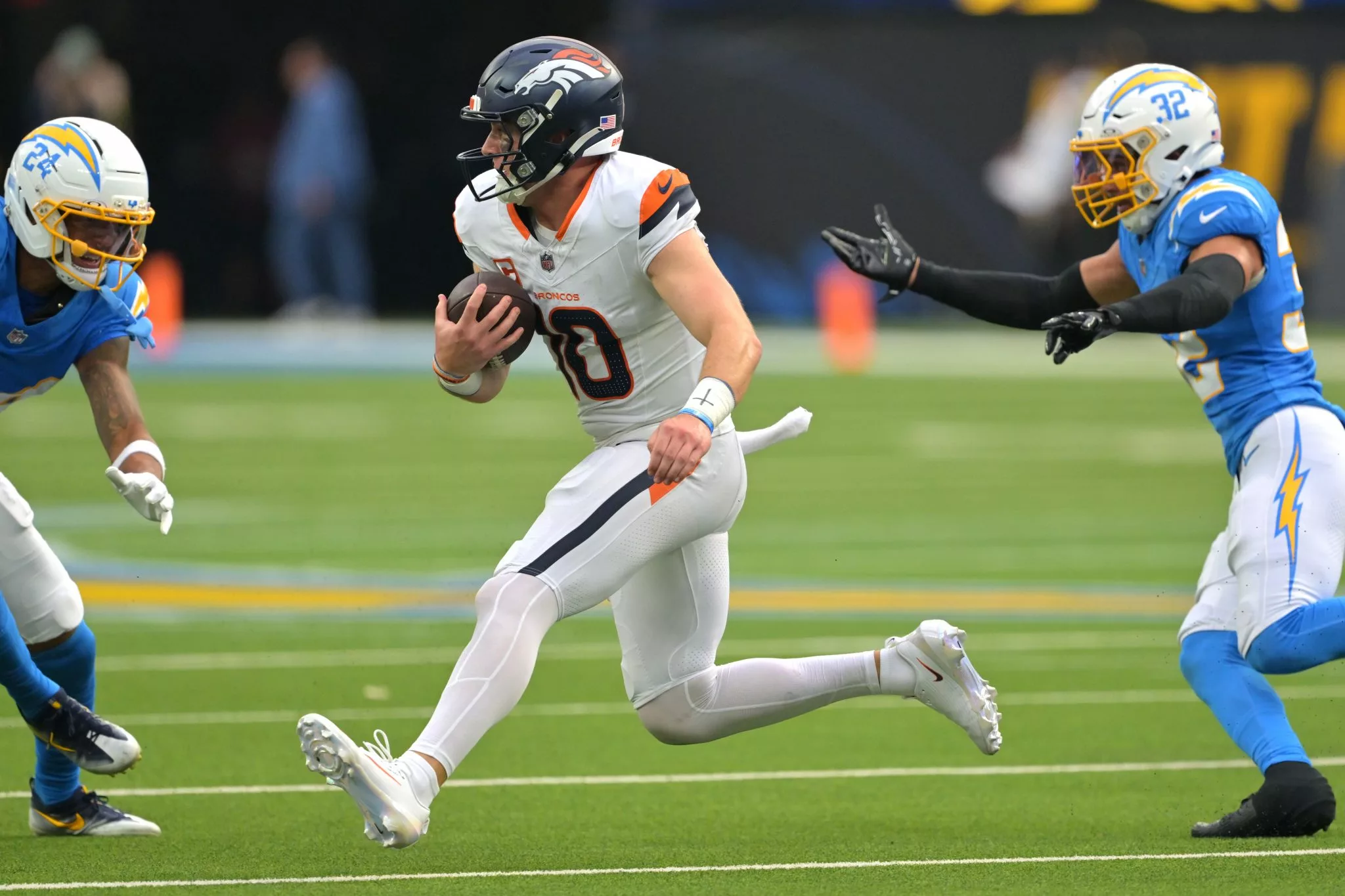 Bo Nix looks to lead the Broncos over the Bengals