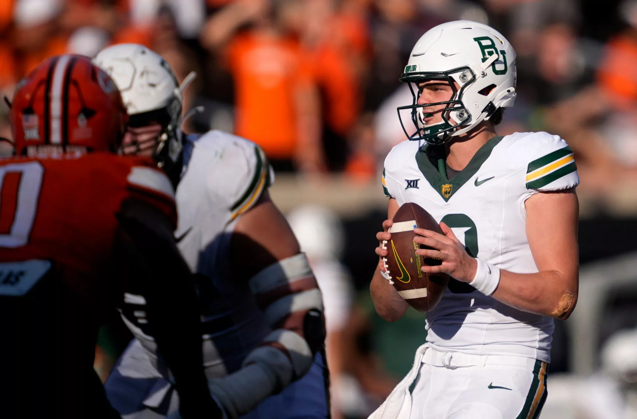 Sawyer Robertson looks to lead the Bears over the Wildcats