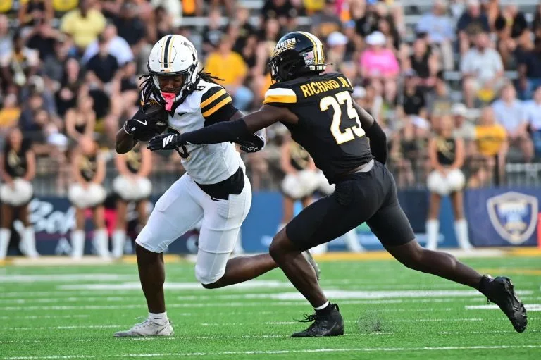 Coastal Carolina Chanticleers vs App State Mountaineers Picks and Prediction