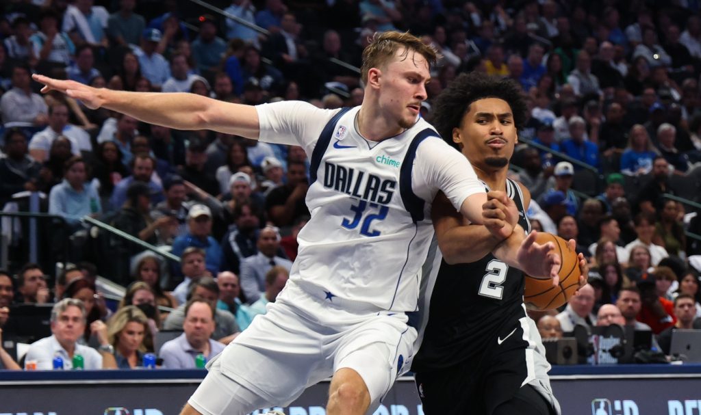Hornets vs Mavericks