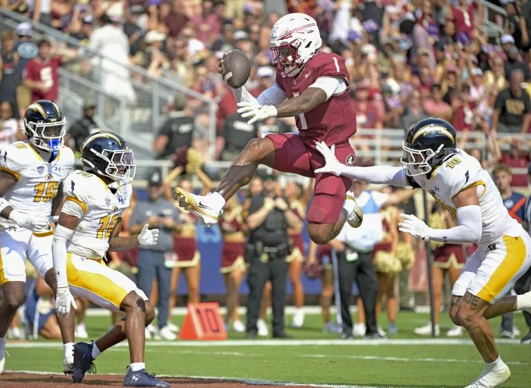 Thomas Castellanos looks to lead the Seminoles over the Panthers