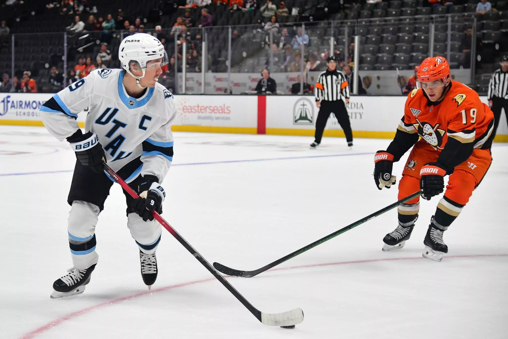 Clayton Keller looks to lead Utah over the Flames