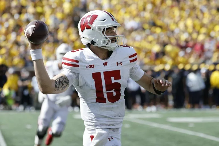 Illinois vs Wisconsin prediction