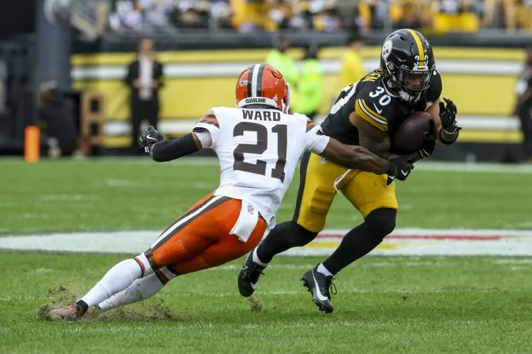 Jaylen Warren looks to lead the Steelers over the Bengals
