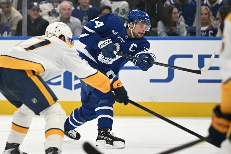 Auston Matthews looks to lead the Maple Leafs over the Rangers
