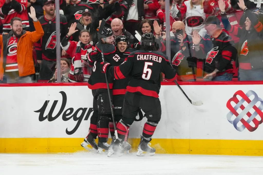 Senators vs Hurricanes Game 1 Prediction