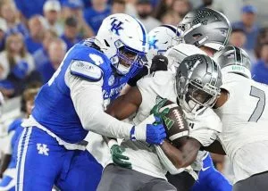 Western Michigan Broncos vs Eastern Michigan Eagles Picks and Prediction