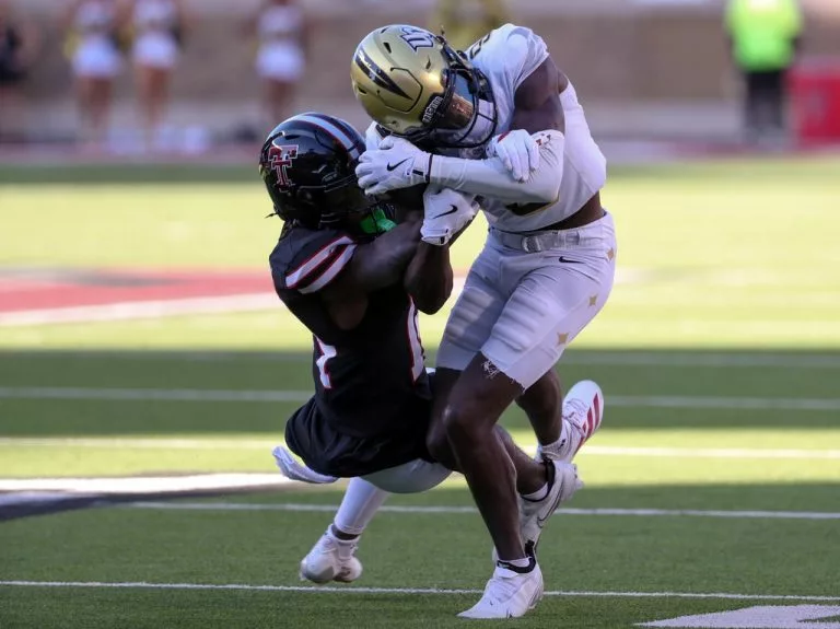 Oklahoma State vs UCF Picks and Prediction