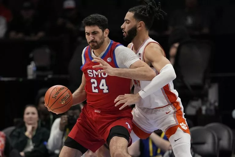 Miami vs SMU predictions