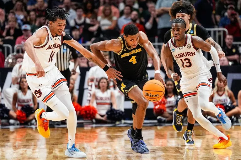 Nimari Burnett looks to lead Michigan over Oakland