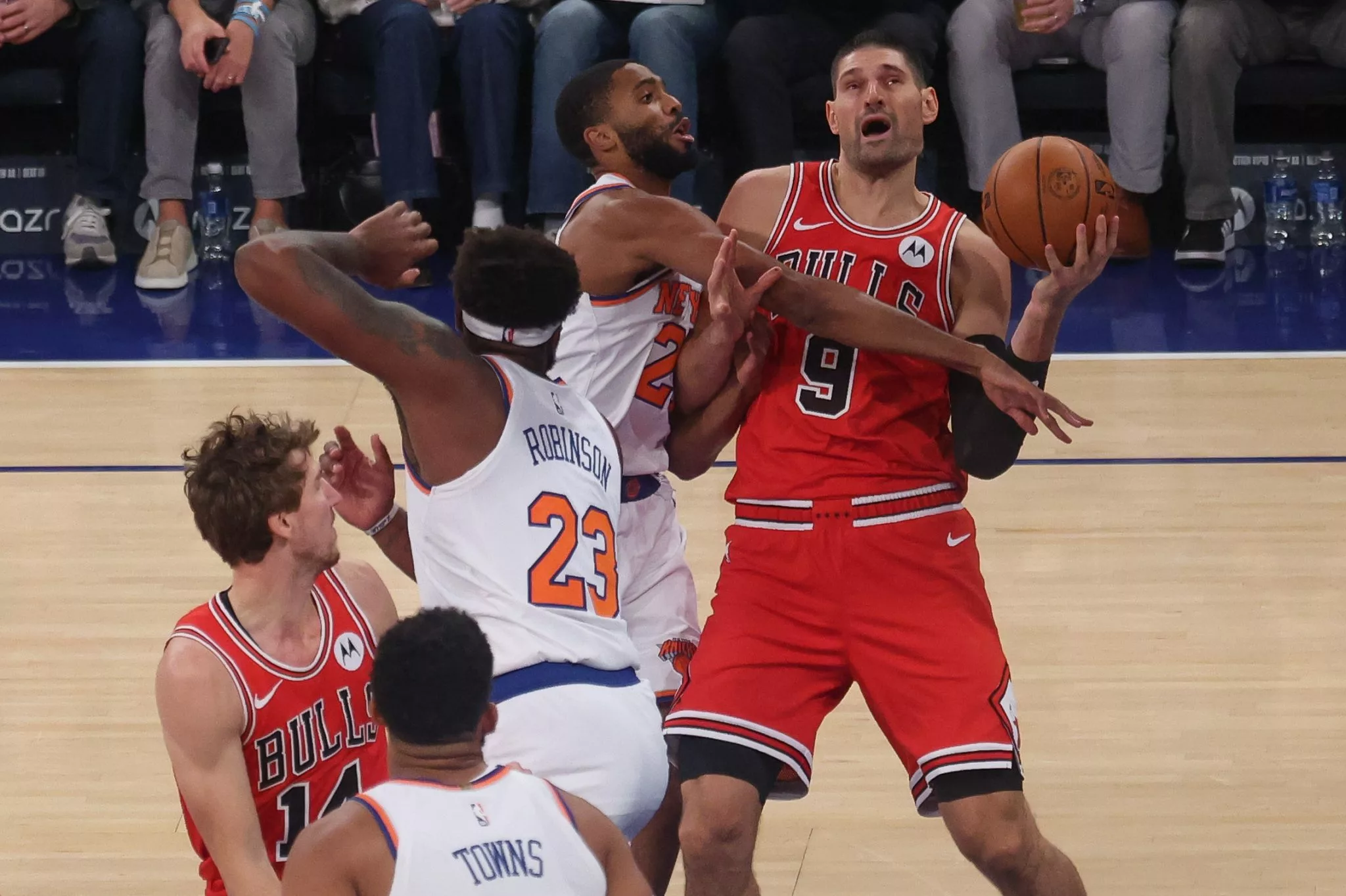 Nikola Vucevic looks to lead the Bulls over the Sixers