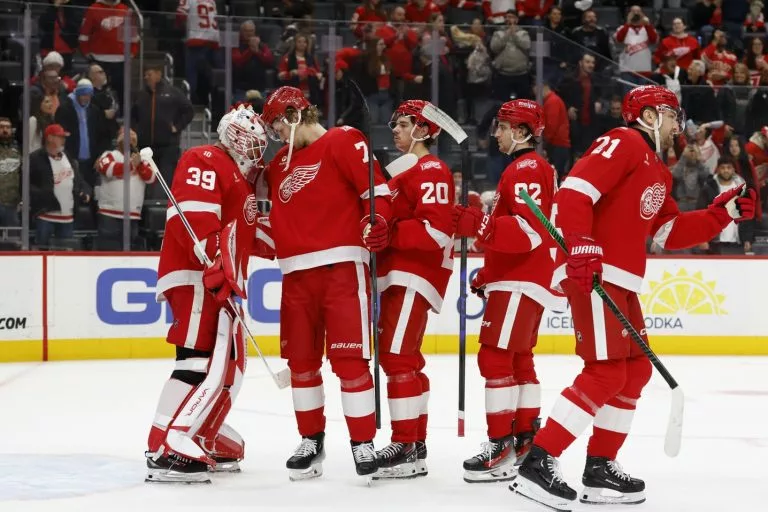 Avalanche vs Red Wings