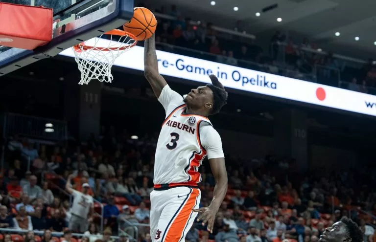 Oregon vs. Auburn prediction and pick