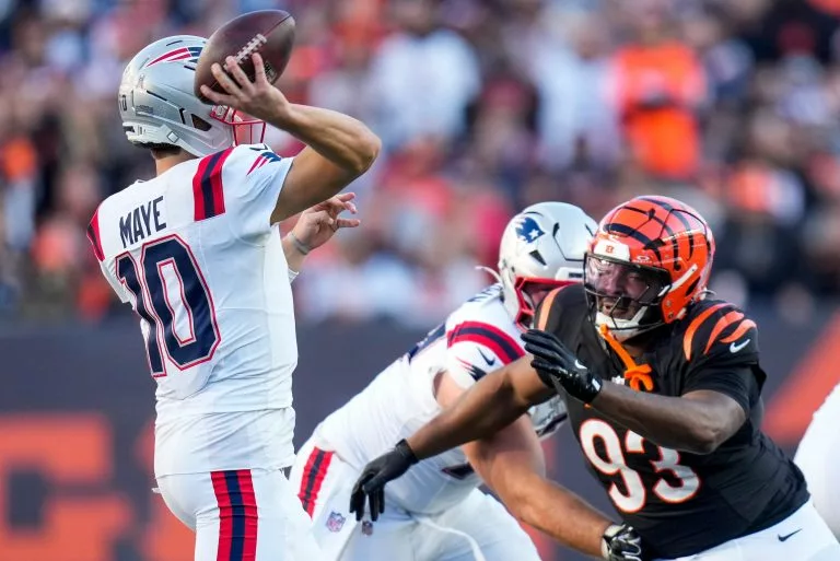 Drake Maye looks to lead the Patriots over the Giants