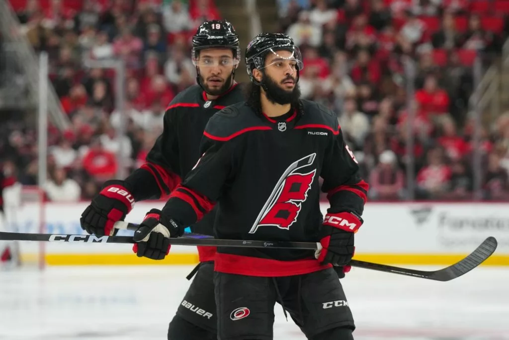 Canadiens vs Hurricanes prediction Game 1