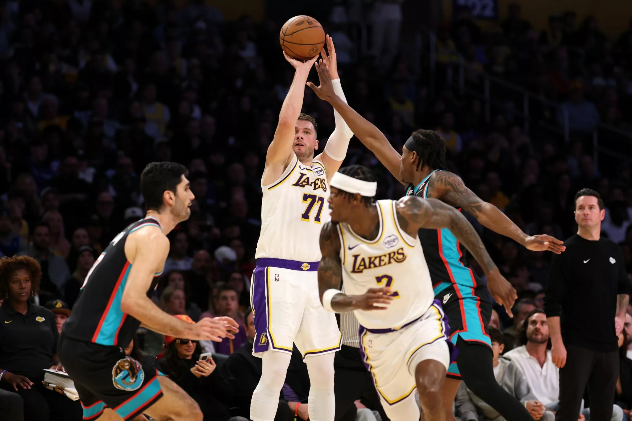 Bucks vs. Lakers prediction