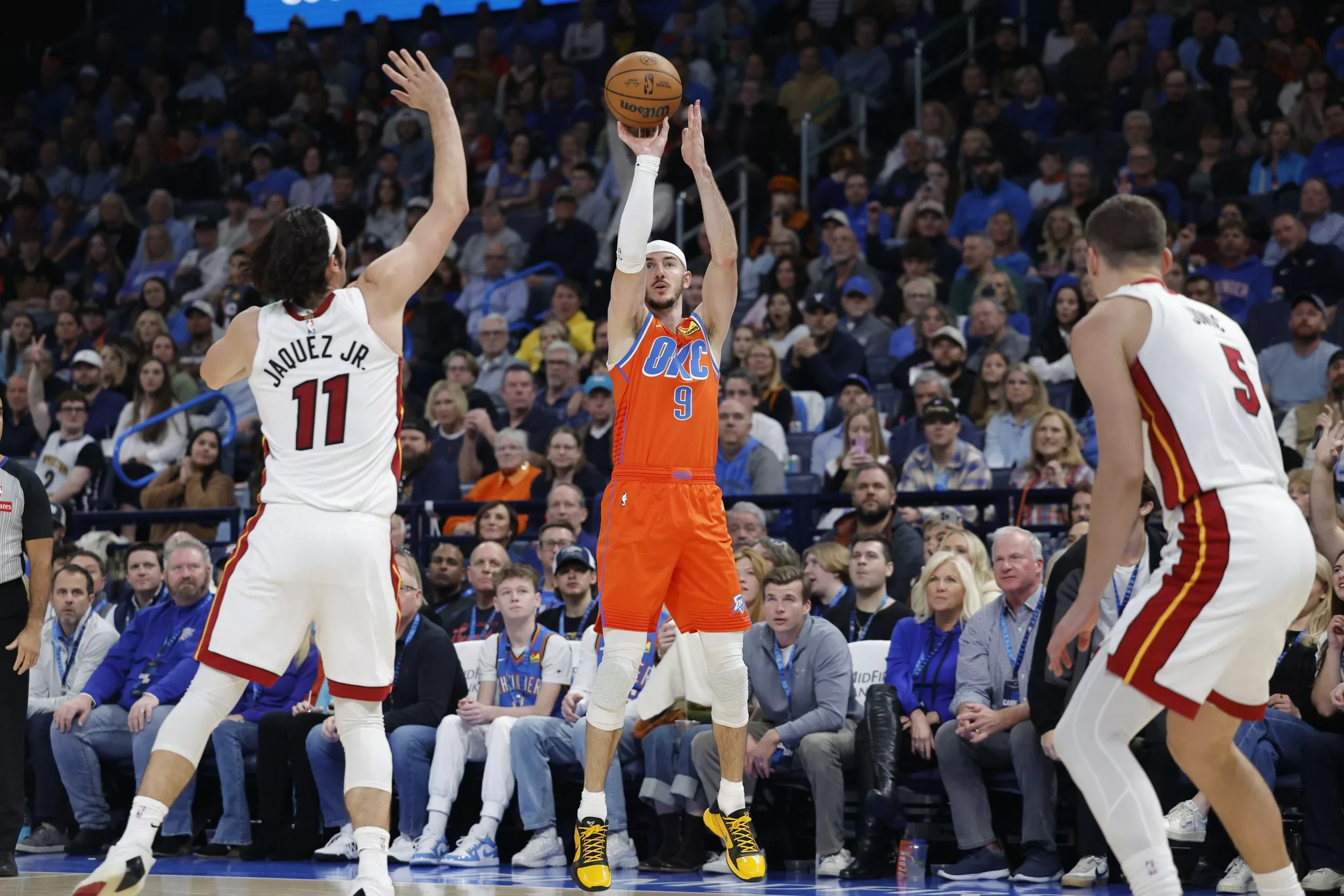 Thunder vs Lakers prediction Game 4