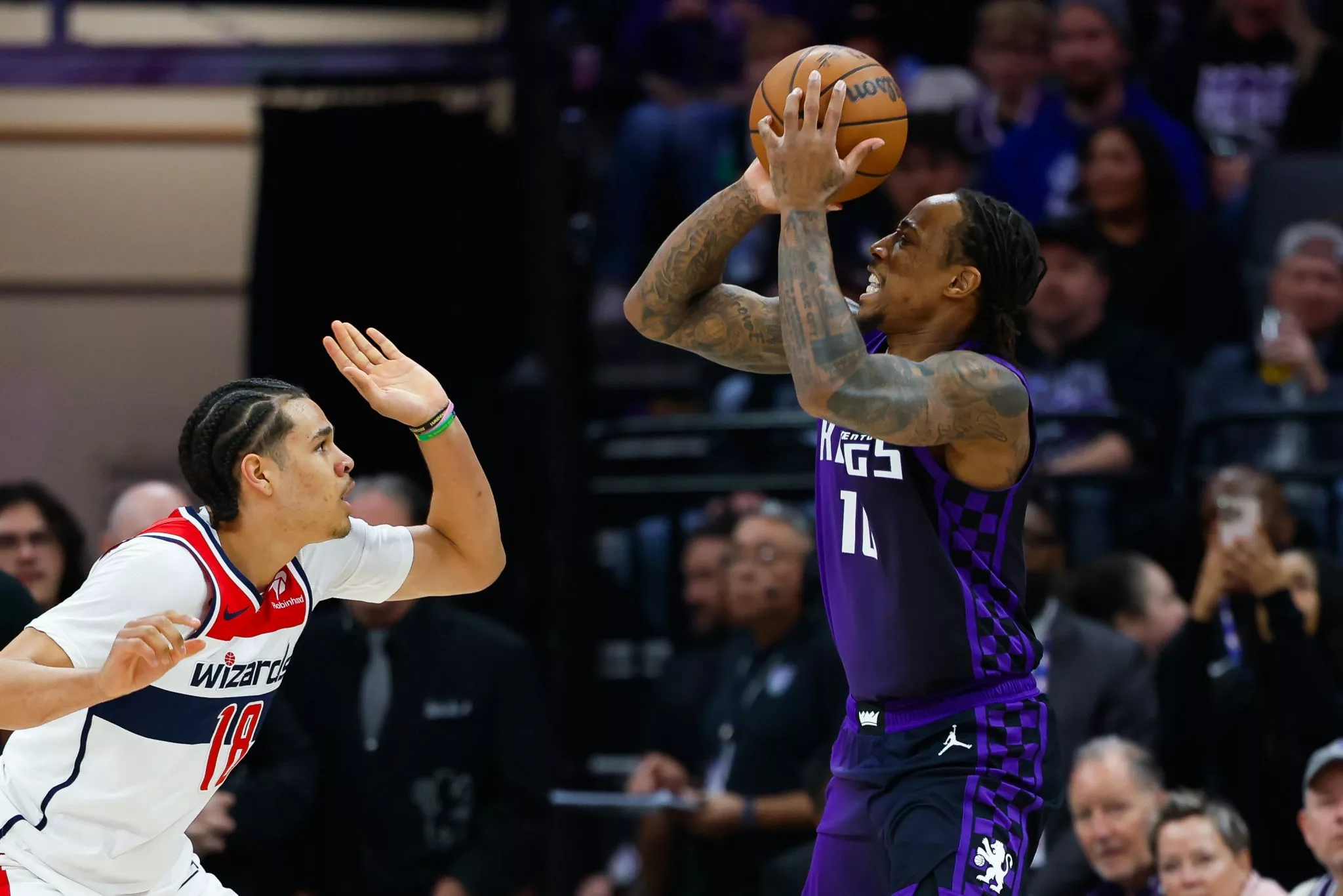 DeMar DeRozan looks to lead the Kings over the Raptors