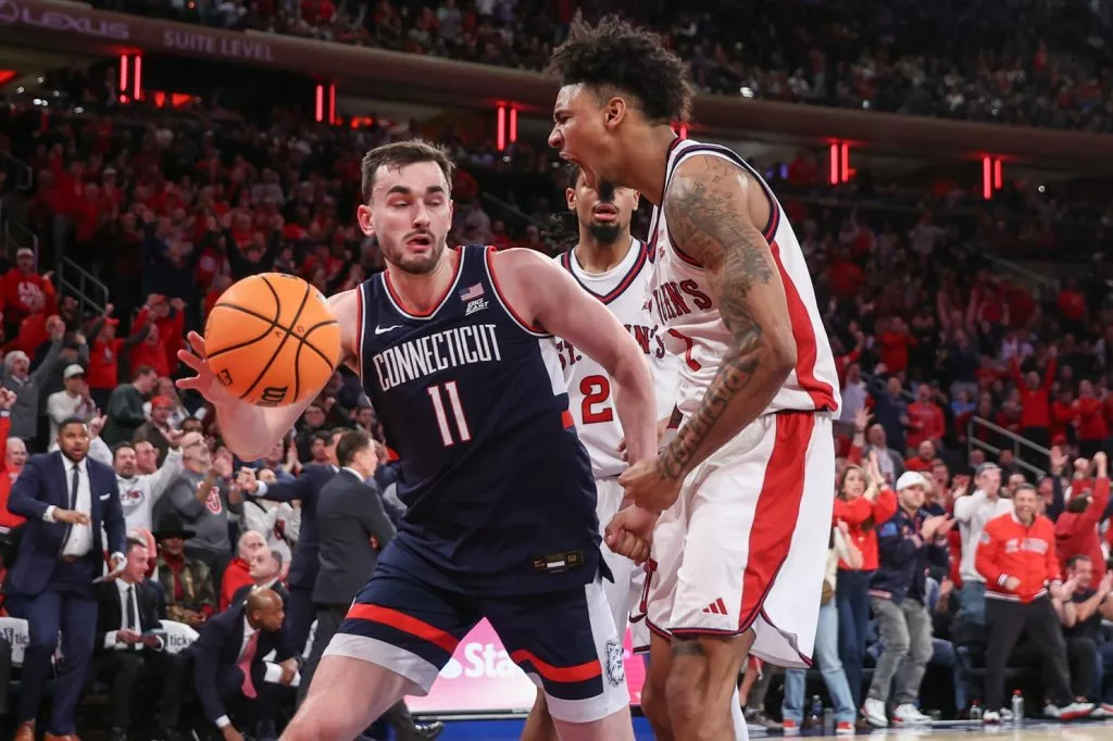 St. John's Red Storm vs. UConn Huskies prediction.
