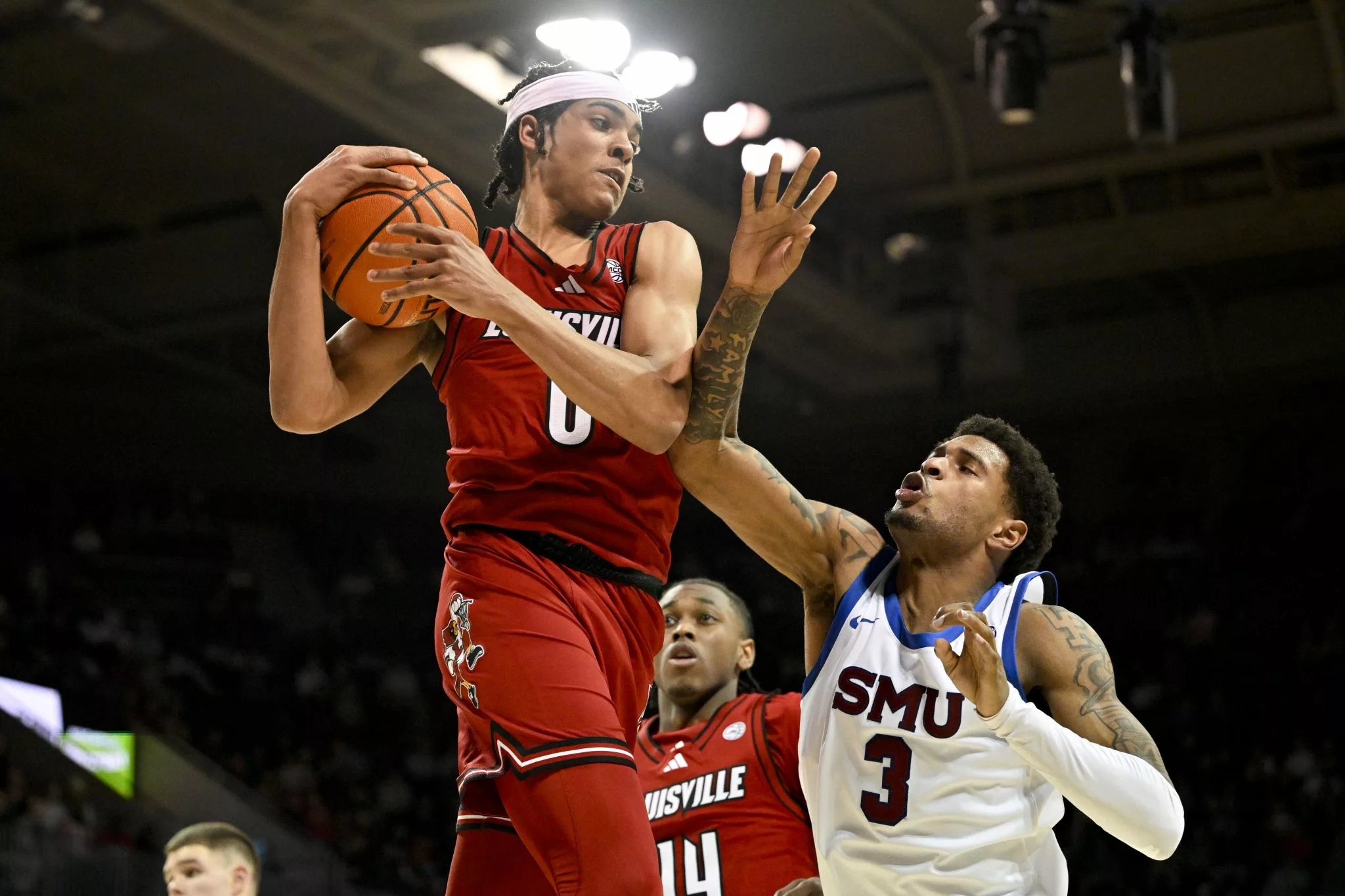 Mikel Brown looks to lead Louisville over Georgia Tech