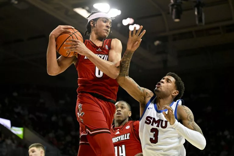 Mikel Brown looks to lead Louisville over Georgia Tech