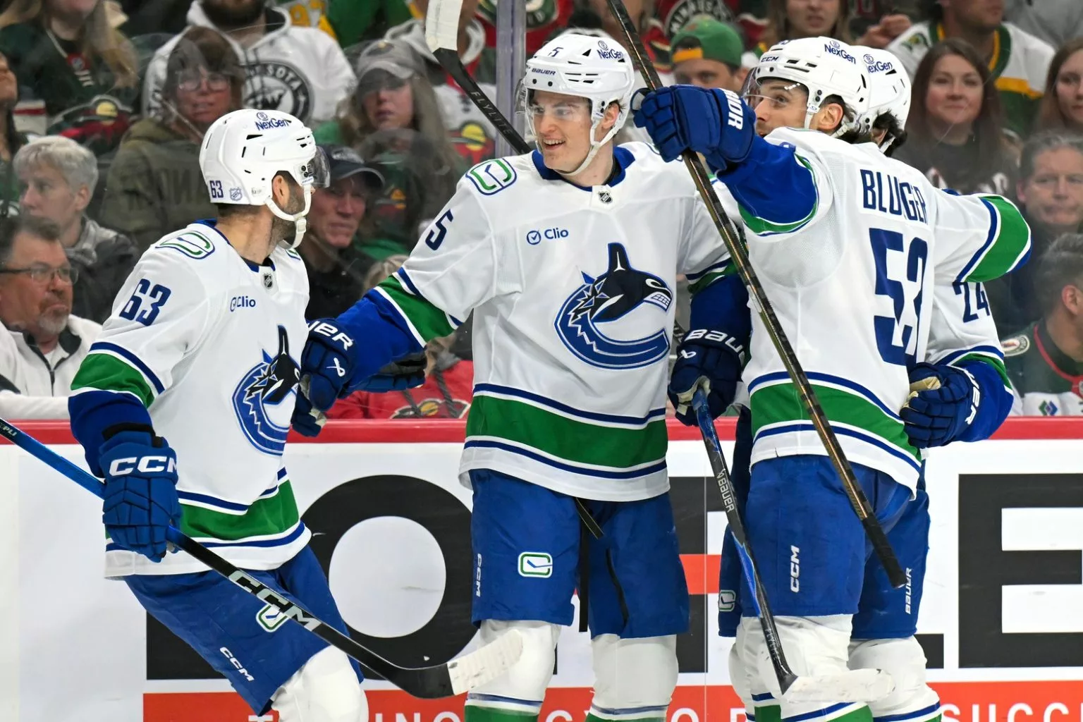 Mammoth vs. Canucks Prediction