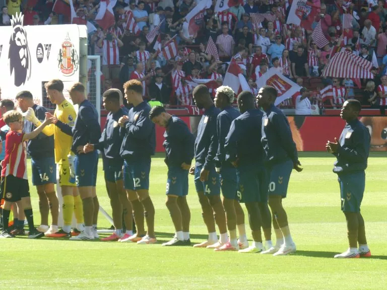 Bournemouth vs Sunderland Picks, Prediction, Odds, and Line Movement for Sunday October 18 2026
